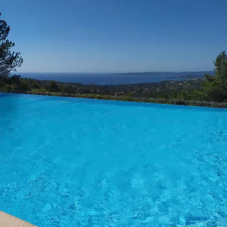 Les Issambres, Appt 4 Personnes, Vue Sur La Baie De Saint Tropez Et Le Golfe De Sainte Maxime Appartement