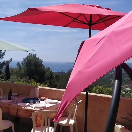 Apartment Les Issambres, Appt 4 Personnes, Vue Sur La Baie De Saint Tropez Et Le Golfe De Sainte Maxime