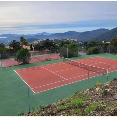 Les Issambres, Appt 4 Personnes, Vue Sur La Baie De Saint Tropez Et Le Golfe De Sainte Maxime Apartment Les Issambres