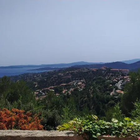 Les Issambres, Appt 4 Personnes, Vue Sur La Baie De Saint Tropez Et Le Golfe De Sainte Maxime 雷以桑布尔